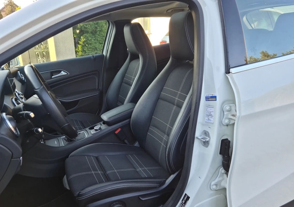 Mercedes-Benz GLA cena 83999 przebieg: 65000, rok produkcji 2016 z Szczebrzeszyn małe 667